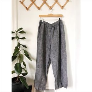 Chico’s linen cropped relaxed fit pants  s…